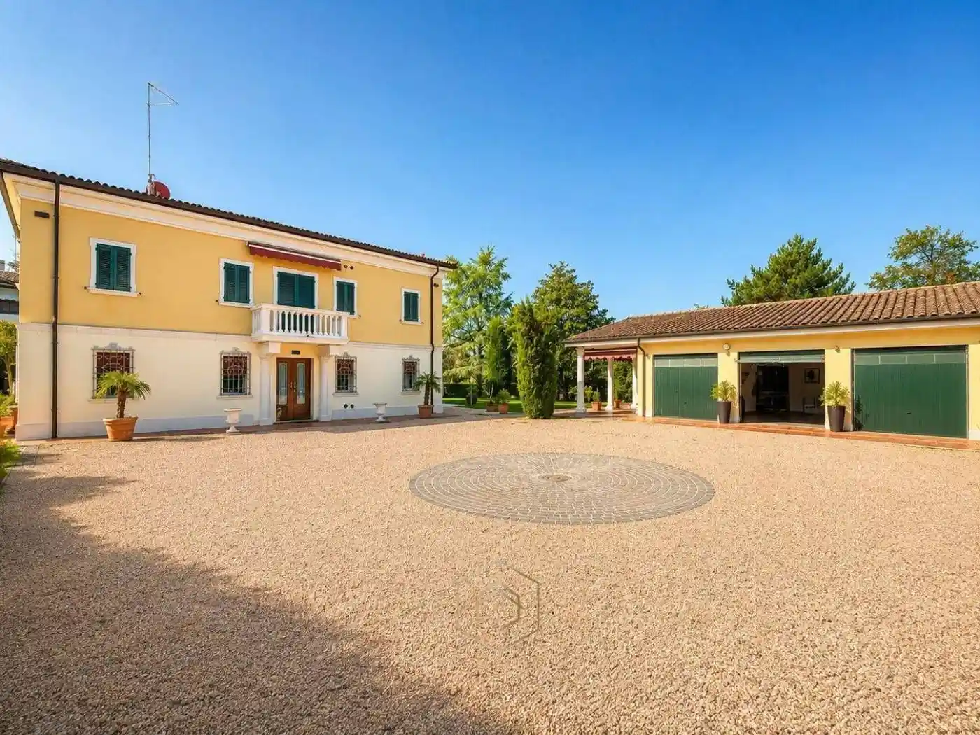 Casa indipendente in vendita a Ferrara