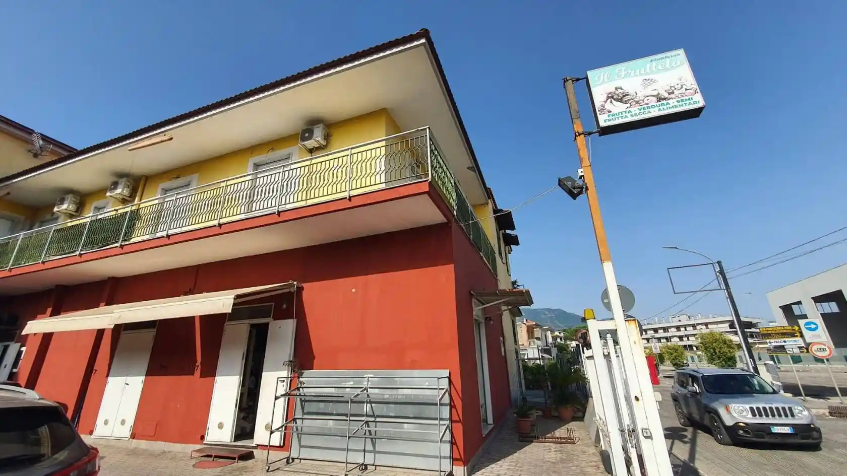 Palazzo - Edificio in vendita a Striano