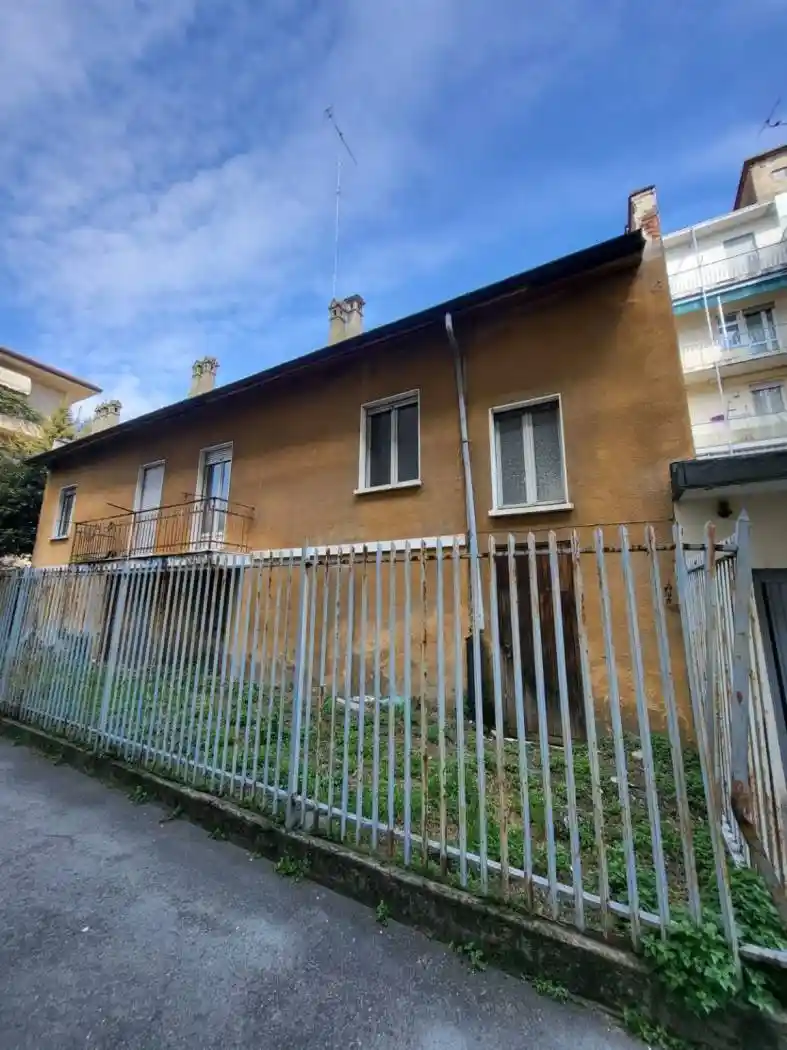 Villa in vendita a Pinerolo