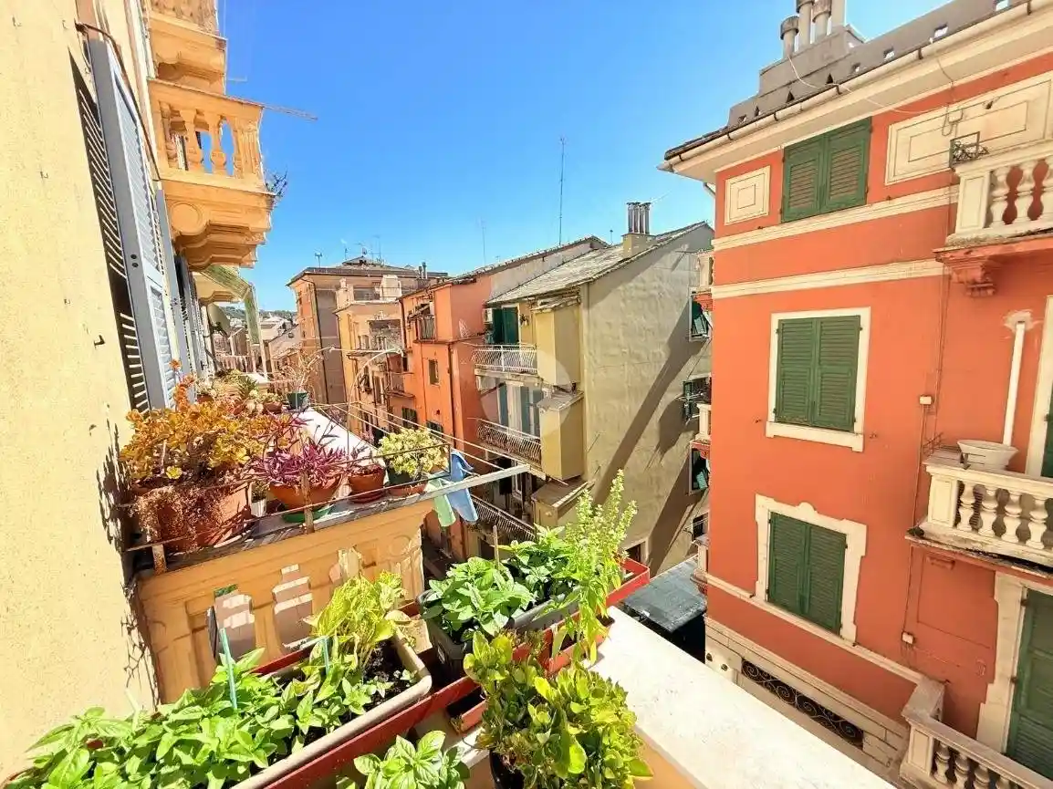 Appartamento in vendita a Genova