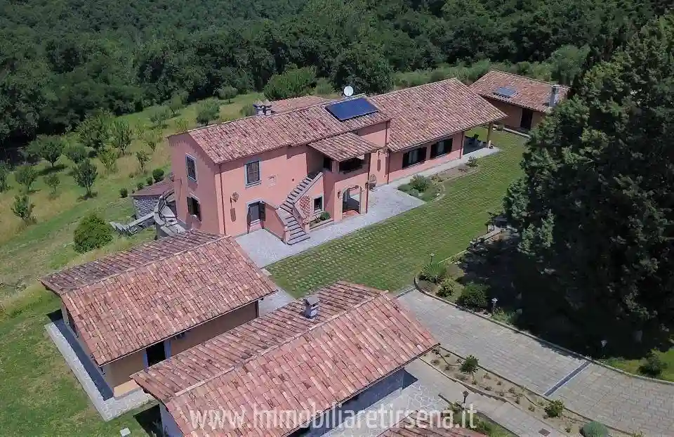 Villa - foto 2