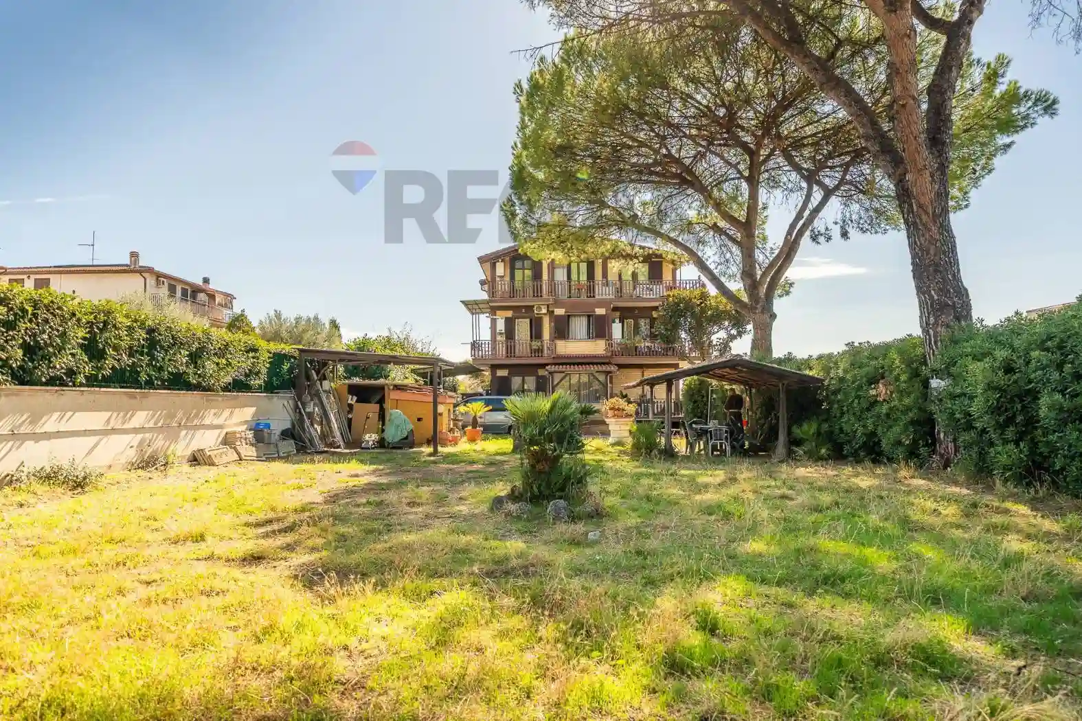Villa - foto 2