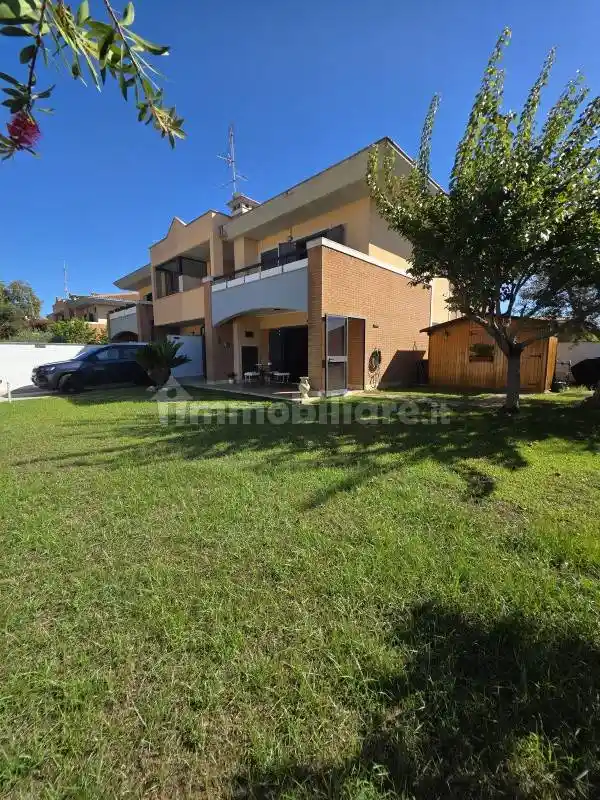 Villa in vendita a Anzio