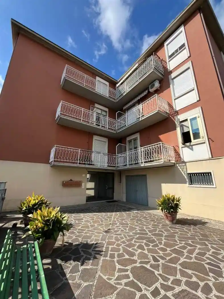Appartamento in vendita a Modena