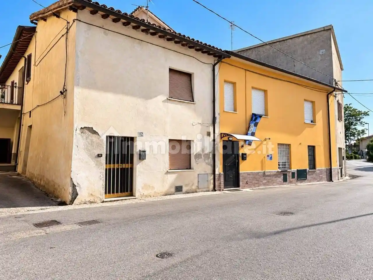 Casa indipendente in vendita a Foligno