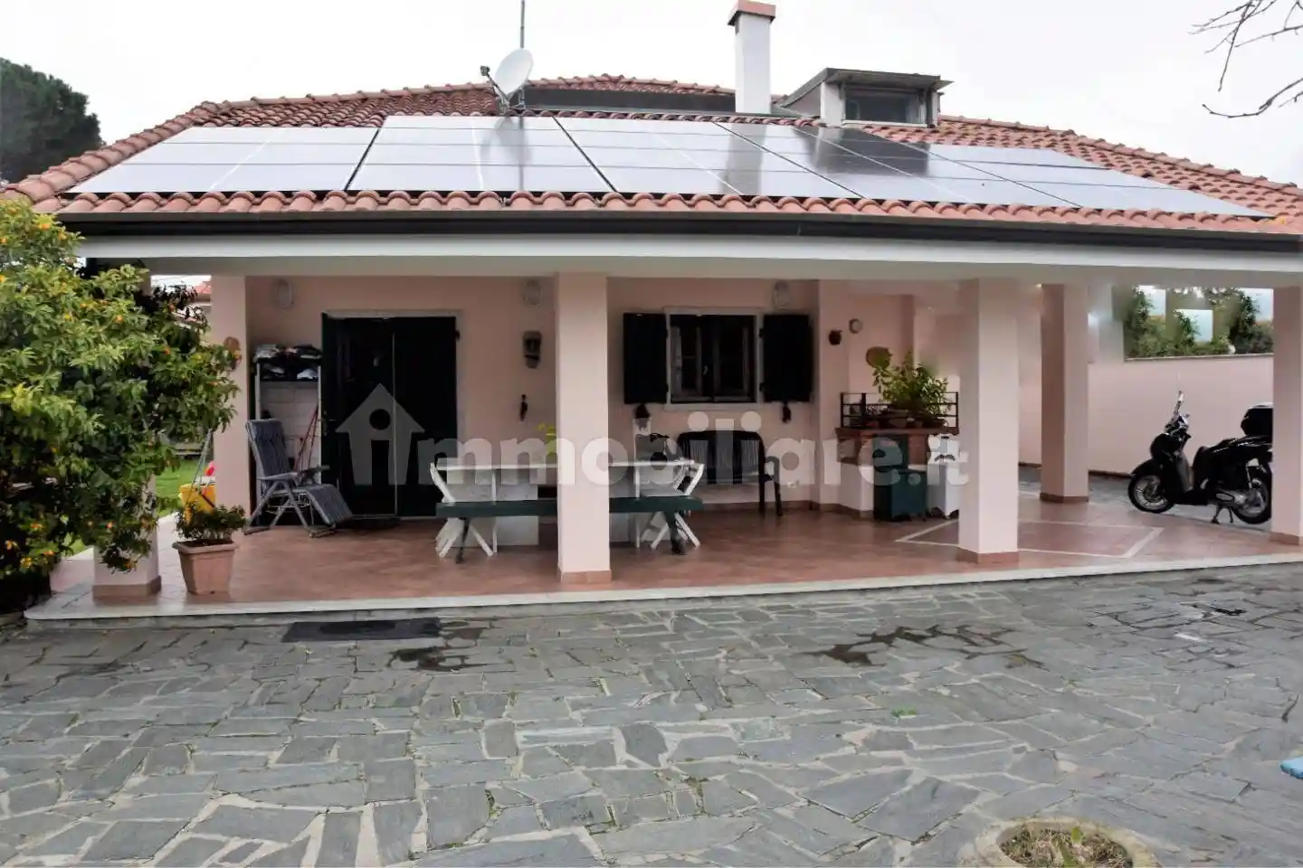 Villa in vendita a Carrara