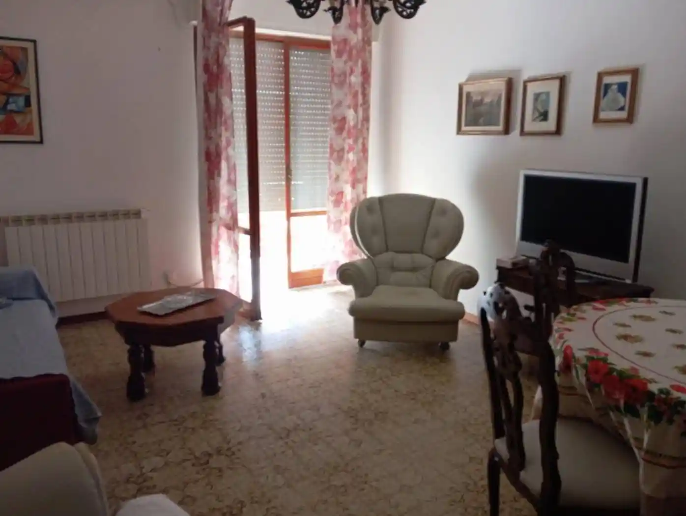 Appartamento in affitto a Carrara
