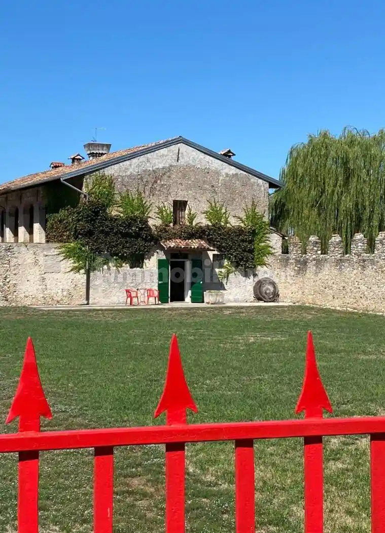 Casa indipendente in vendita a Mereto di Tomba