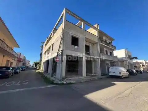 Appartamento in vendita a Leverano