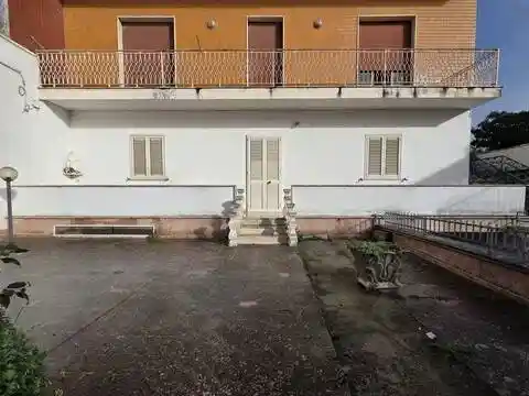 Villa in vendita a Carmiano