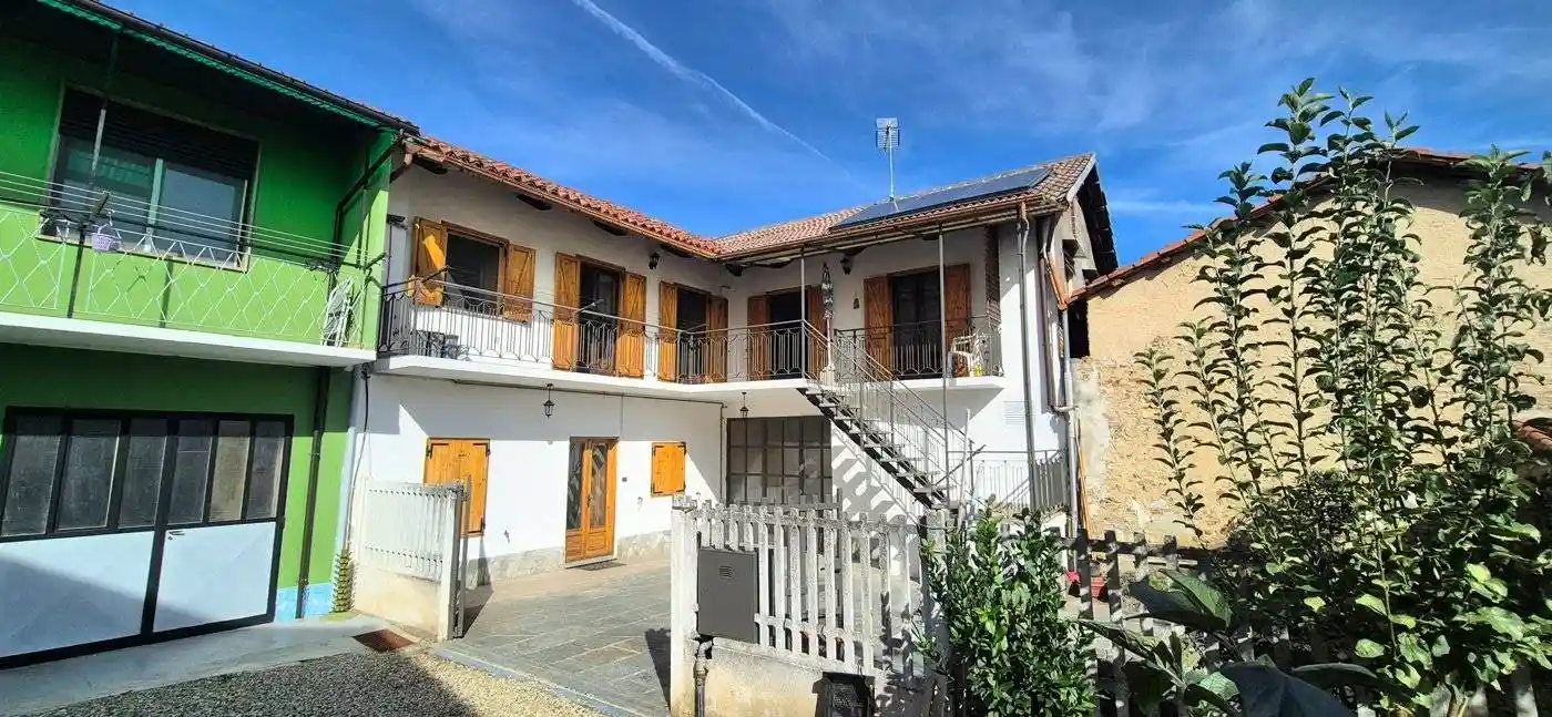 Rustico - Casale in vendita a Frossasco
