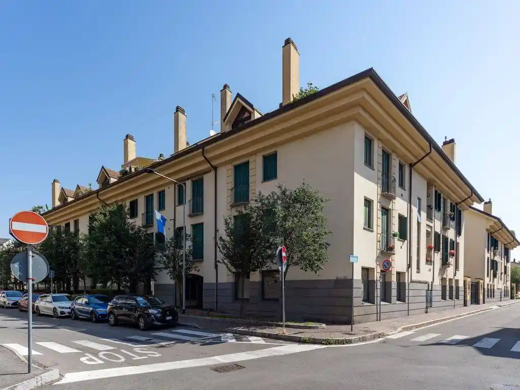 Appartamento in vendita a Desio