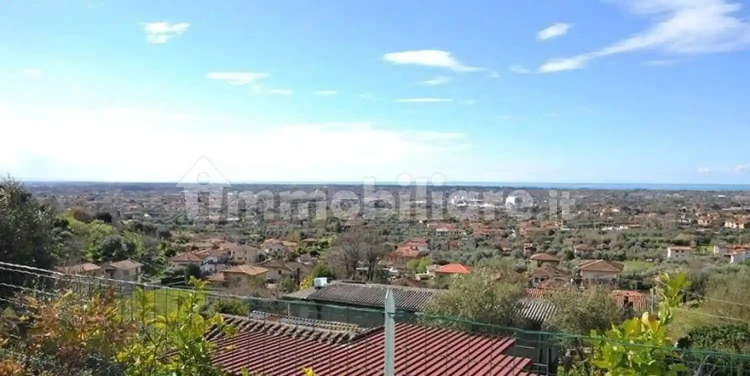 Villa in vendita a Pietrasanta
