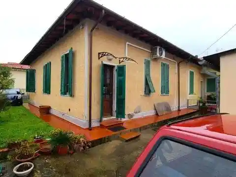 Villa in vendita a Pietrasanta