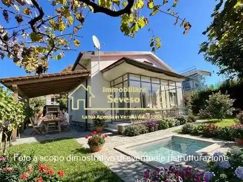 Villa in vendita a Forte dei Marmi