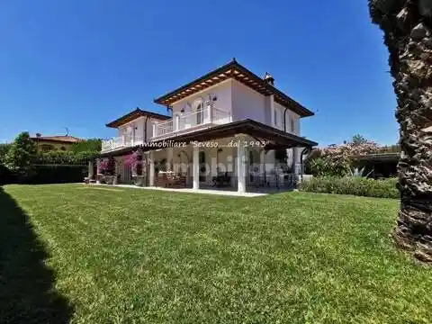 Villa in affitto a Forte dei Marmi