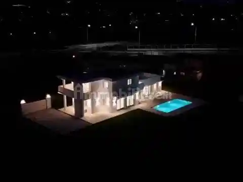 Villa in vendita a Pietrasanta