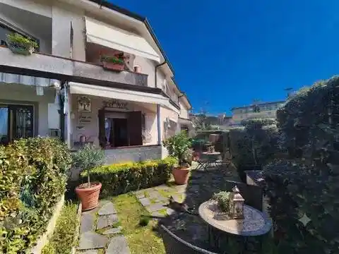 Villa in vendita a Pietrasanta