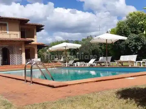 Villa in affitto a Forte dei Marmi