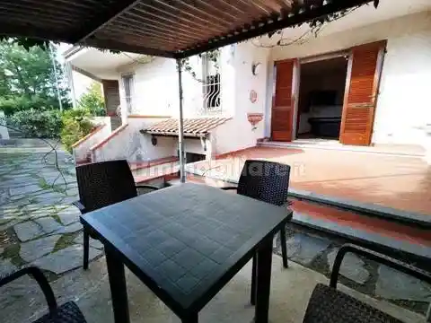 Villa in affitto a Pietrasanta