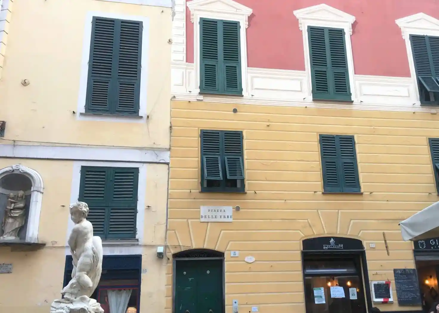 Appartamento in vendita a Genova