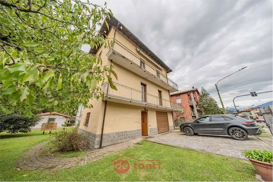 Casa indipendente in vendita a Sorico