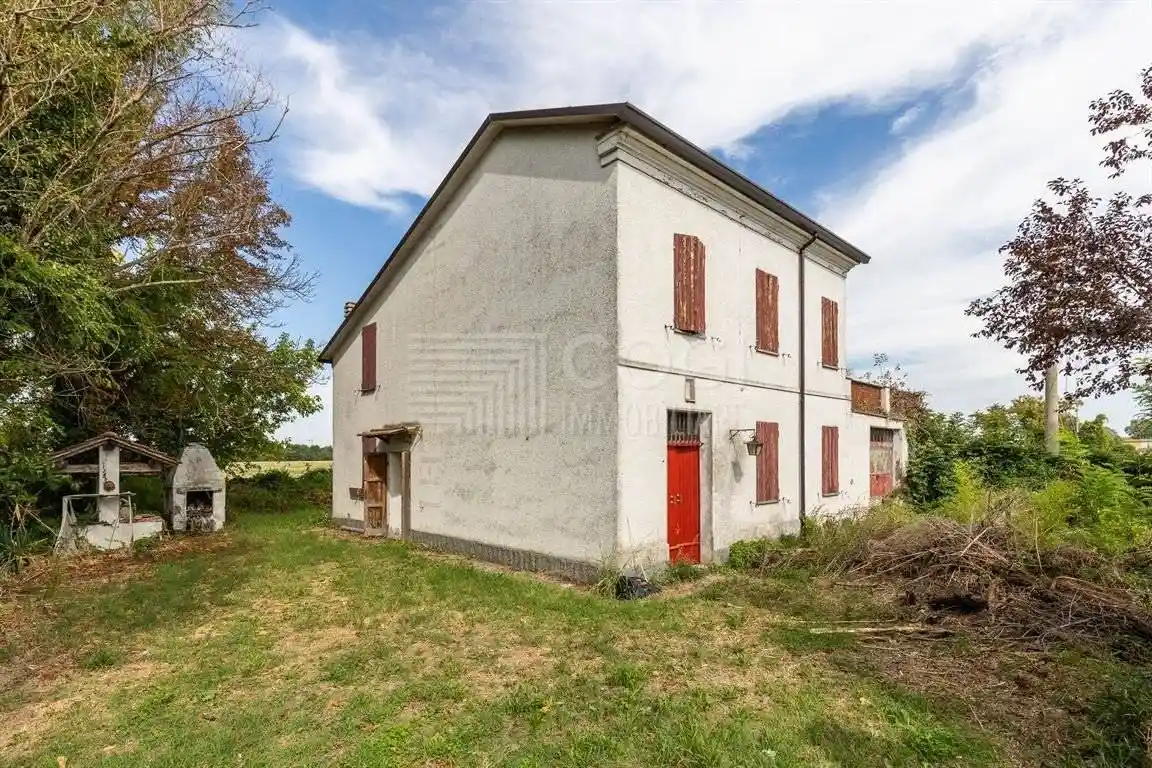 Casa indipendente in vendita a Lugo
