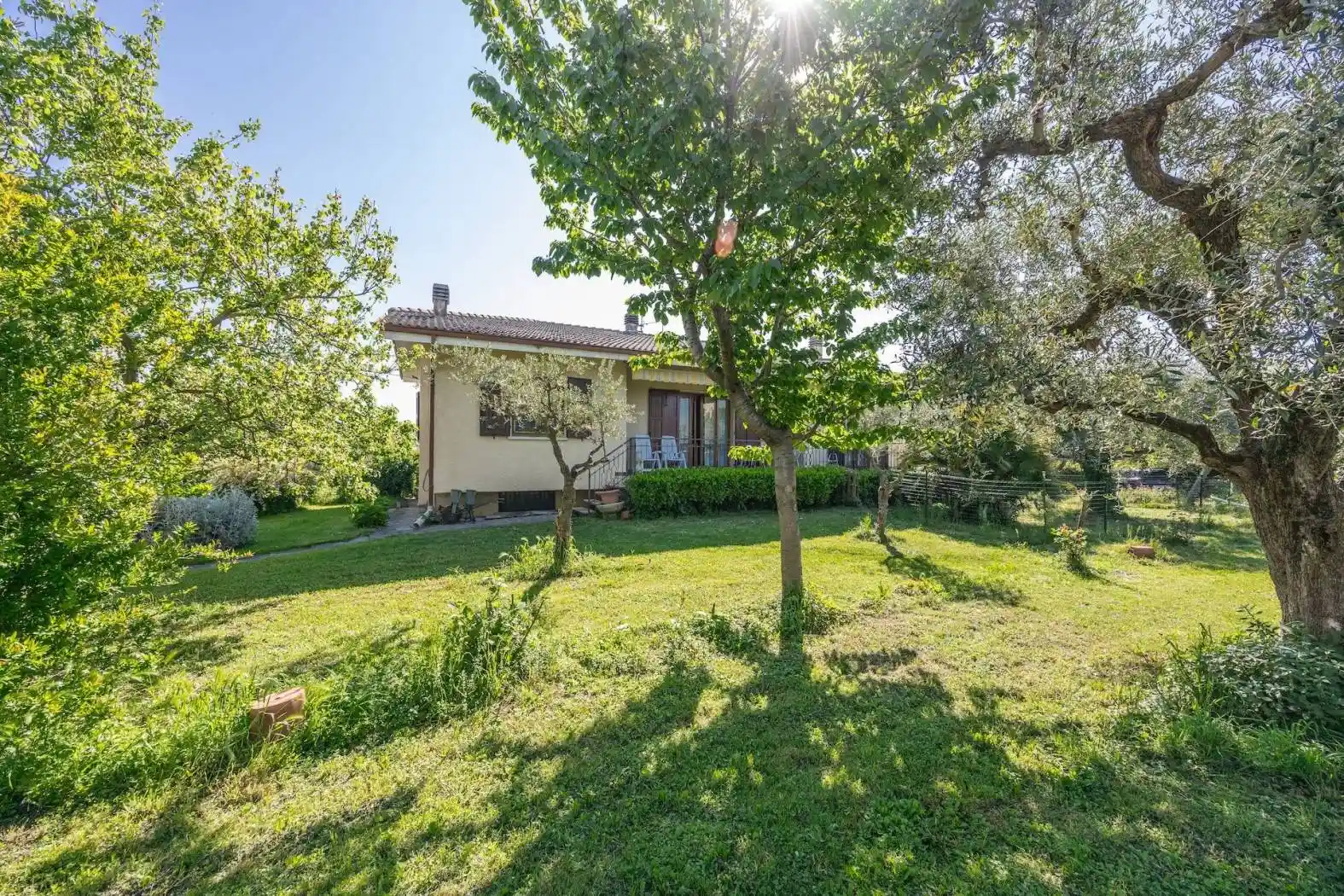Villa in vendita a Bardolino
