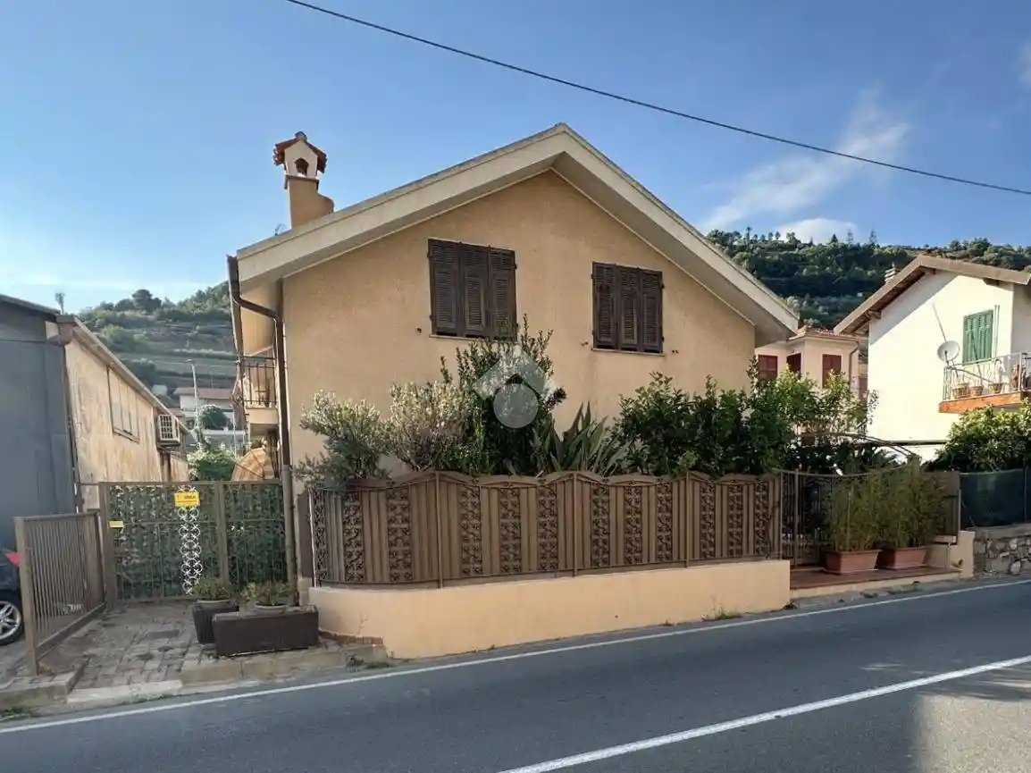 Appartamento in vendita a Vallecrosia