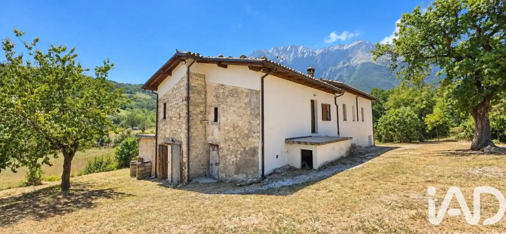 Rustico - Casale in vendita a Castelli