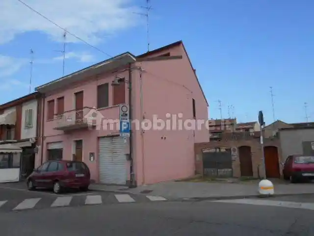Palazzo - Edificio in vendita a Comacchio