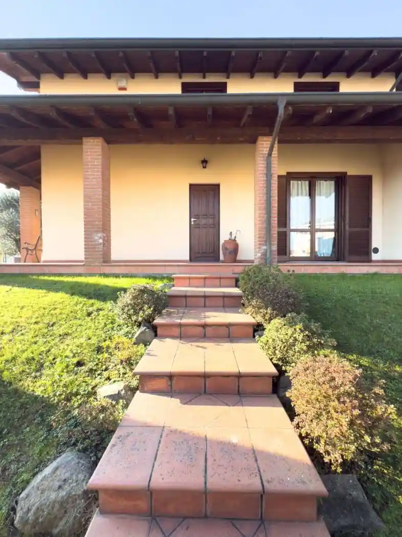 Villetta a schiera in vendita a Sozzago