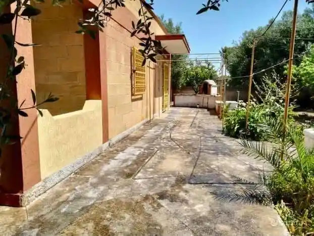 Villa in affitto a Leporano
