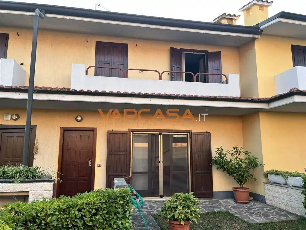 Villetta a schiera in vendita a Romano di Lombardia