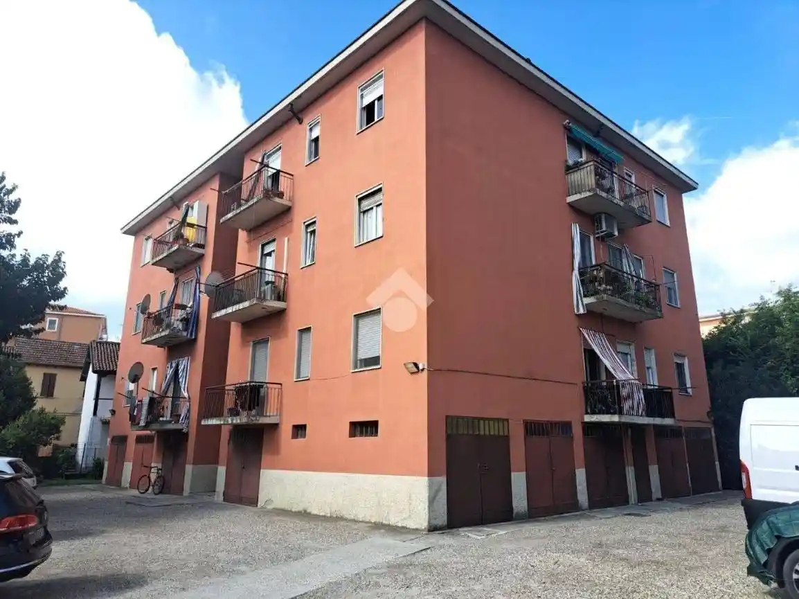Appartamento in vendita a Pavia