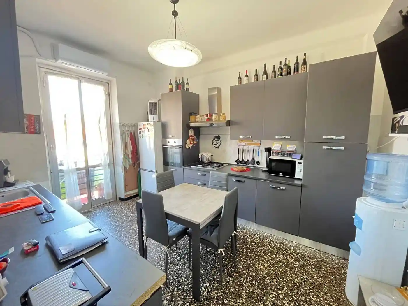 Appartamento in vendita a Genova