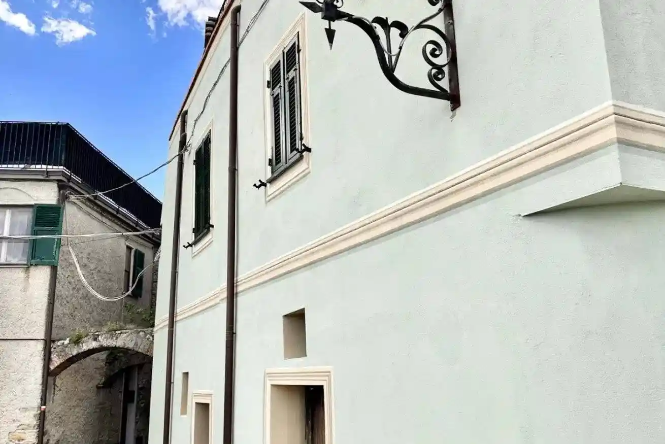 Appartamento in vendita a Pietra Ligure