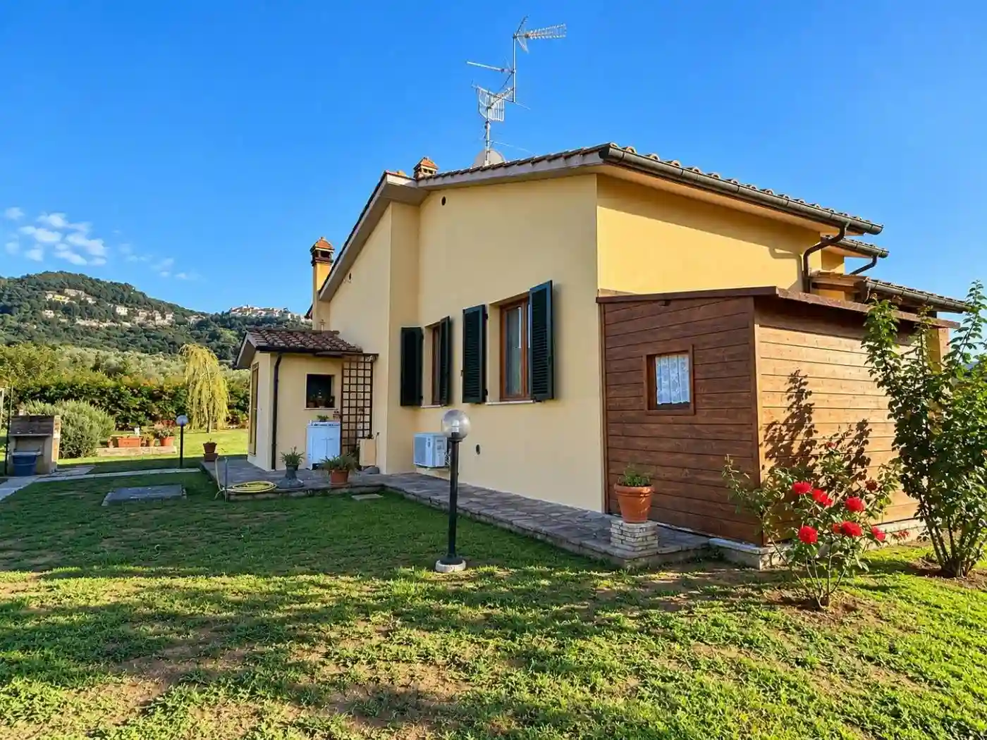 Villa - foto 2