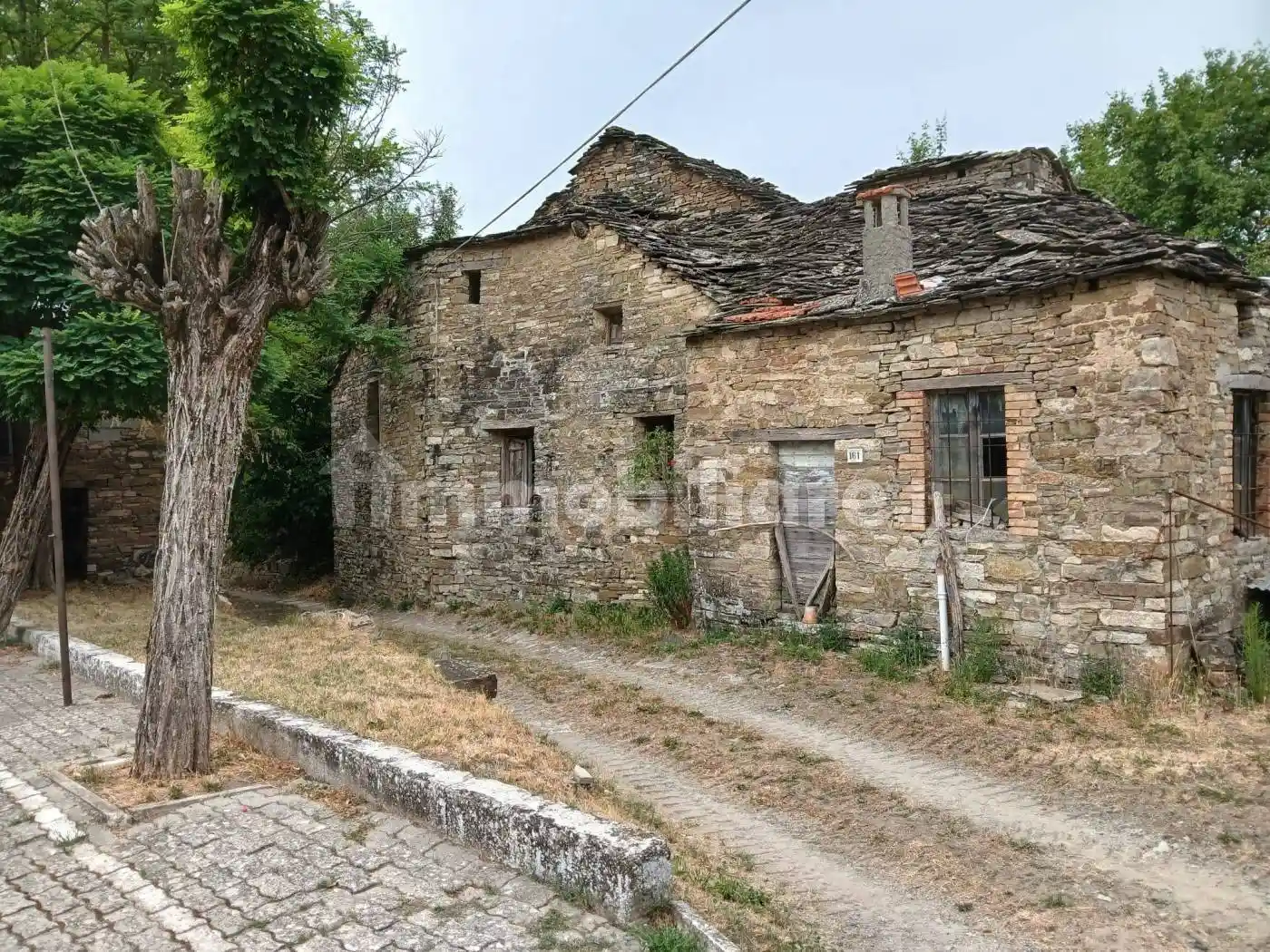 Casa indipendente in vendita a Valmozzola
