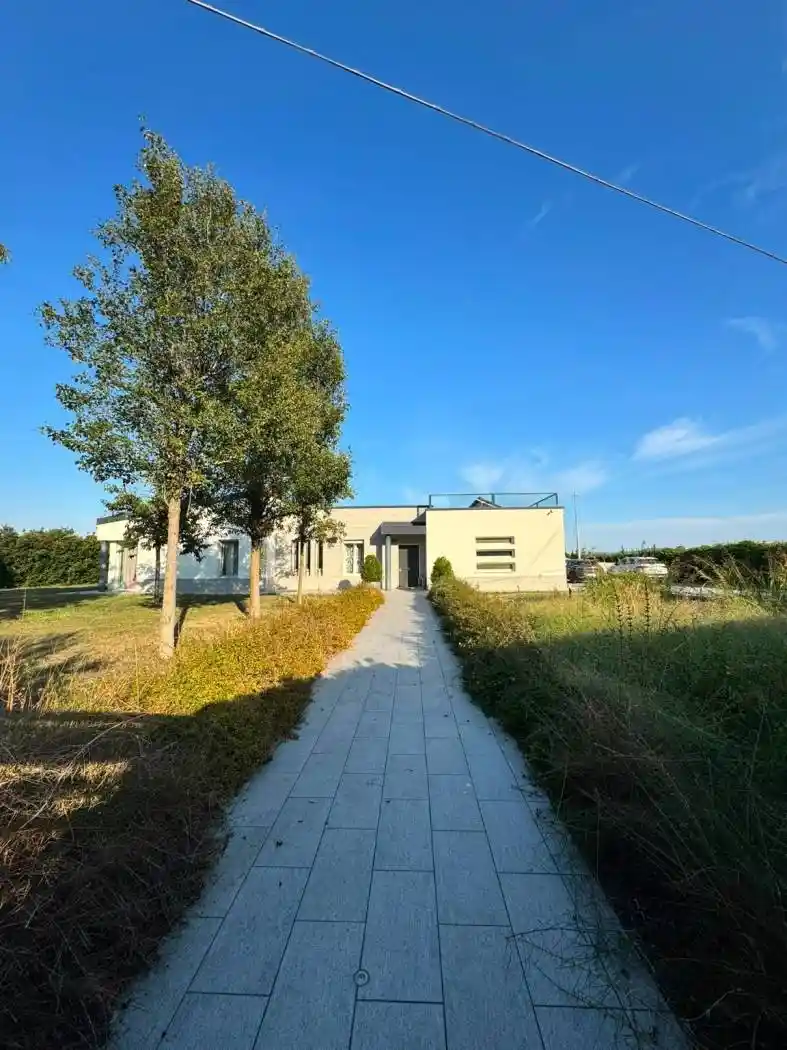 Villa in vendita a Zola Predosa