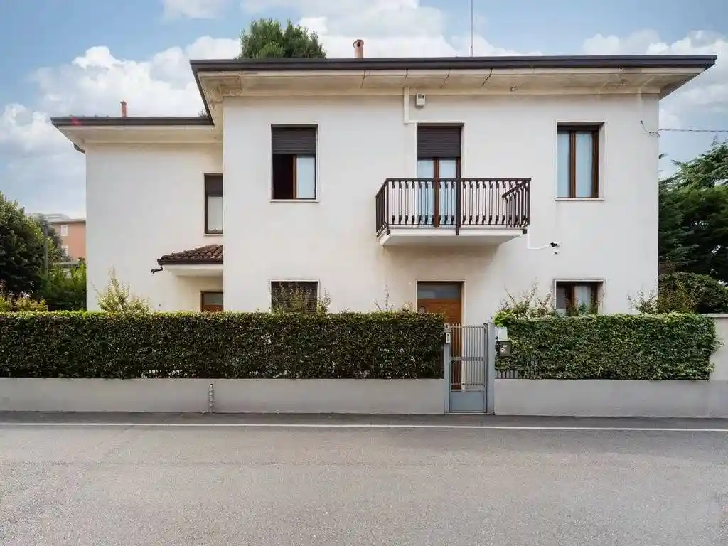 Villa in vendita a Giussano