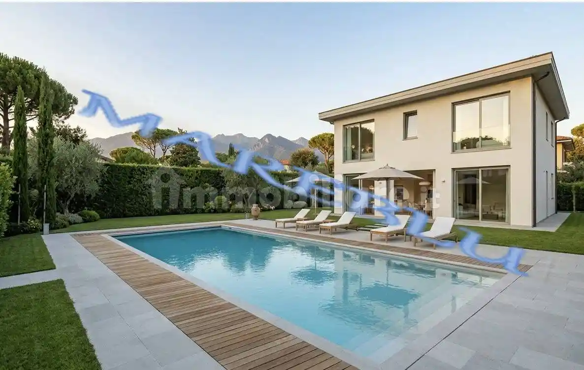 Villa in vendita a Forte dei Marmi