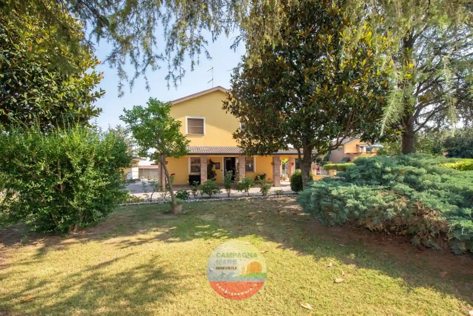 Villa - foto 2
