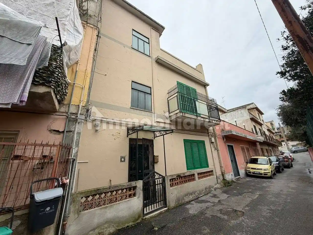 Palazzo - Edificio in vendita a Messina