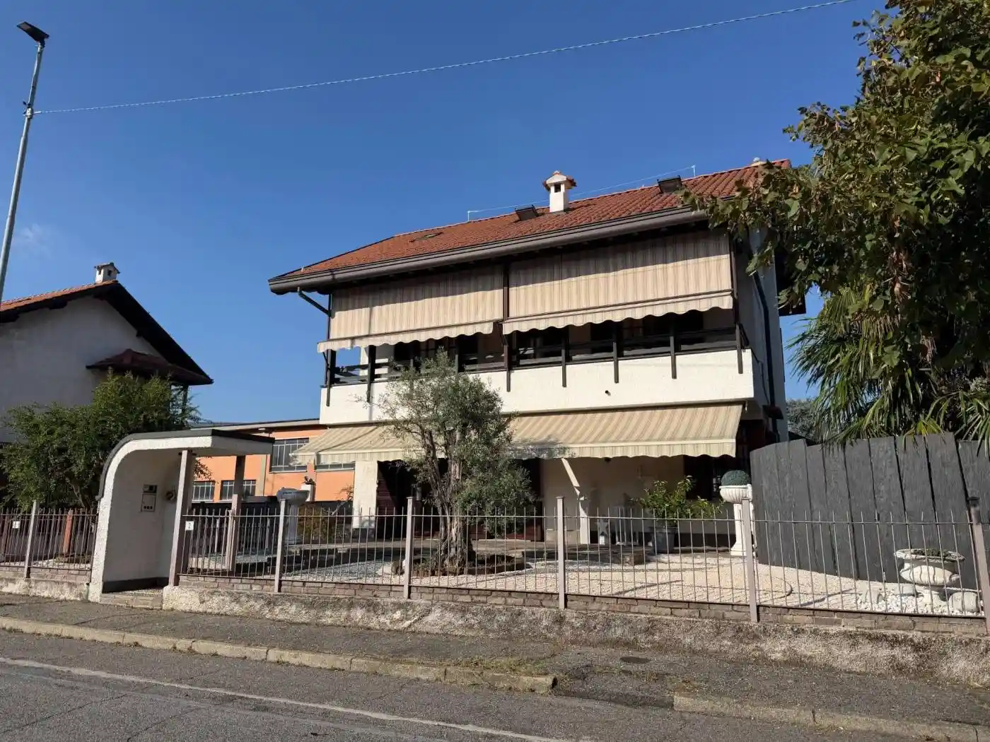 Villa in vendita a Carate Brianza