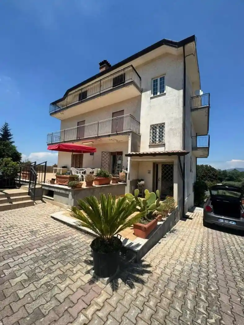 Villa in vendita a San Cesareo