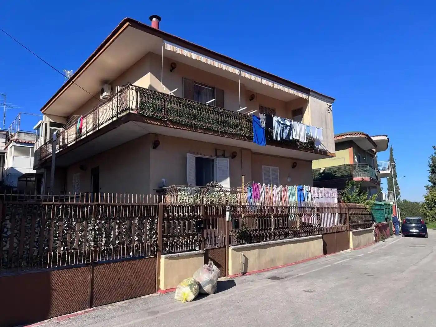 Palazzo - Edificio in vendita a Calvizzano