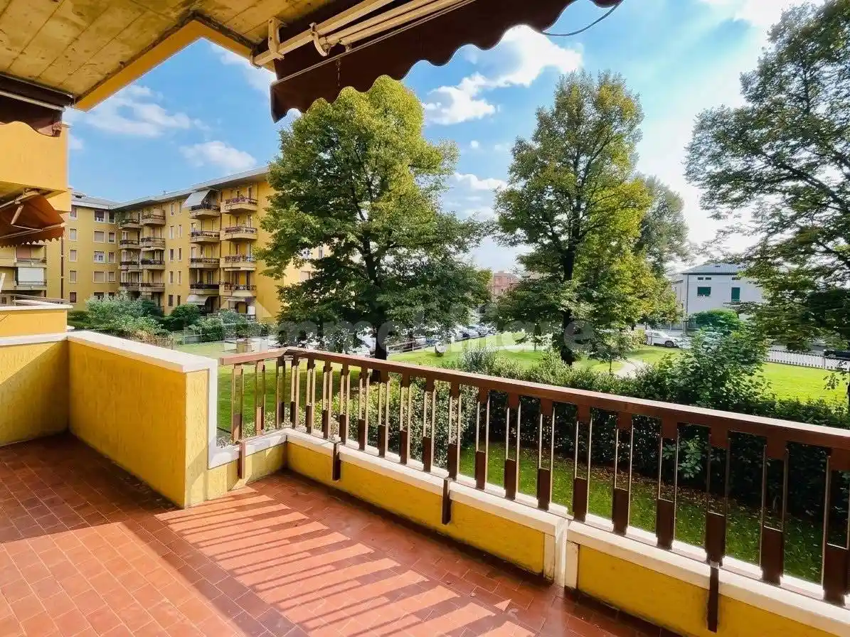 Appartamento in vendita a Brescia