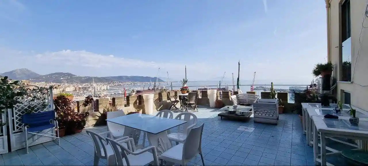 Appartamento in vendita a Salerno