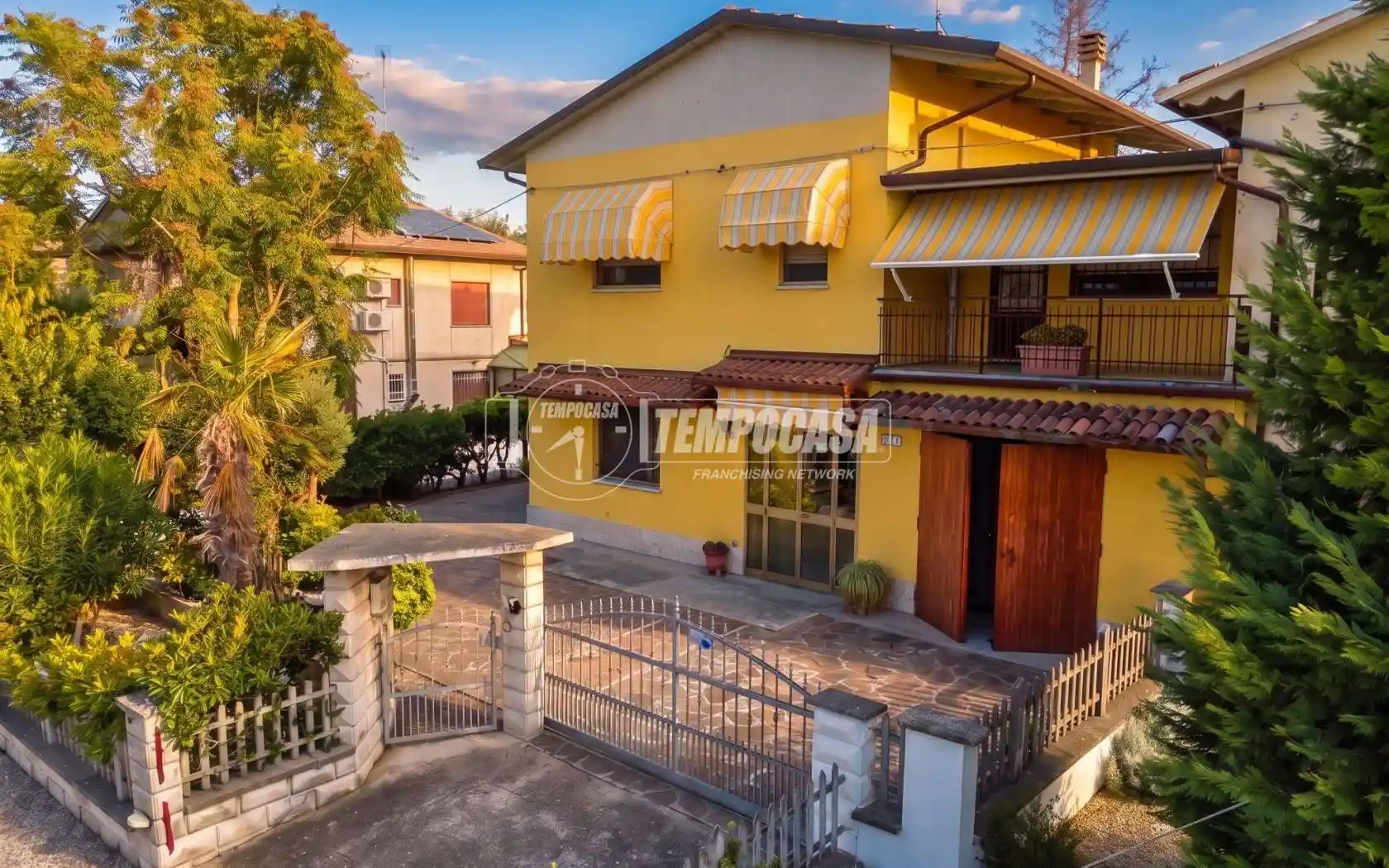 Casa indipendente in vendita a Cento